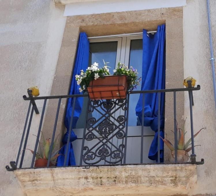 برينديسي Bed & Breakfast Porta D'Oriente المظهر الخارجي الصورة